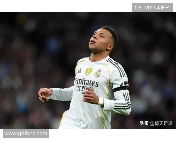 西甲一月最佳球员候选名单揭晓姆巴佩德容瓦尔莱斯争夺荣誉